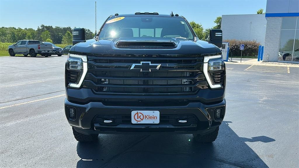 2026 Chevrolet Silverado 3500 HD — side profile view
