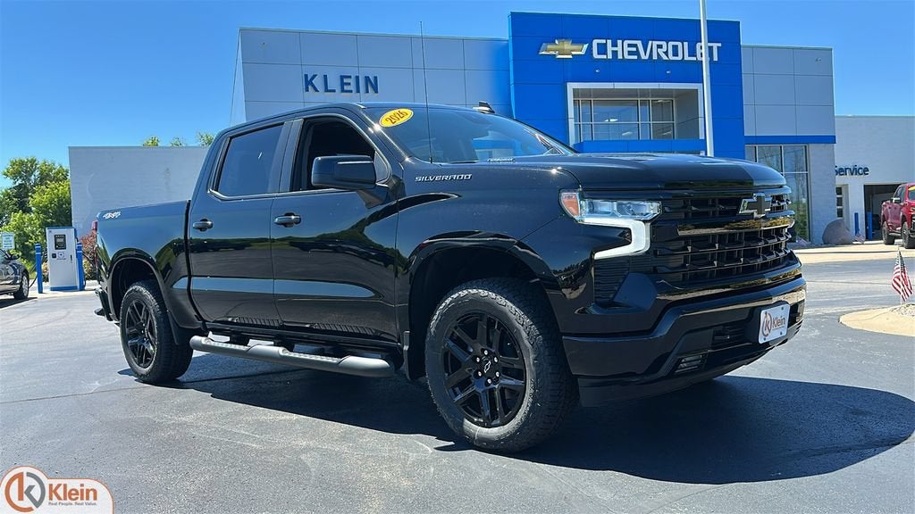 2026 Chevrolet Silverado 1500 RST in Black — front three-quarter view