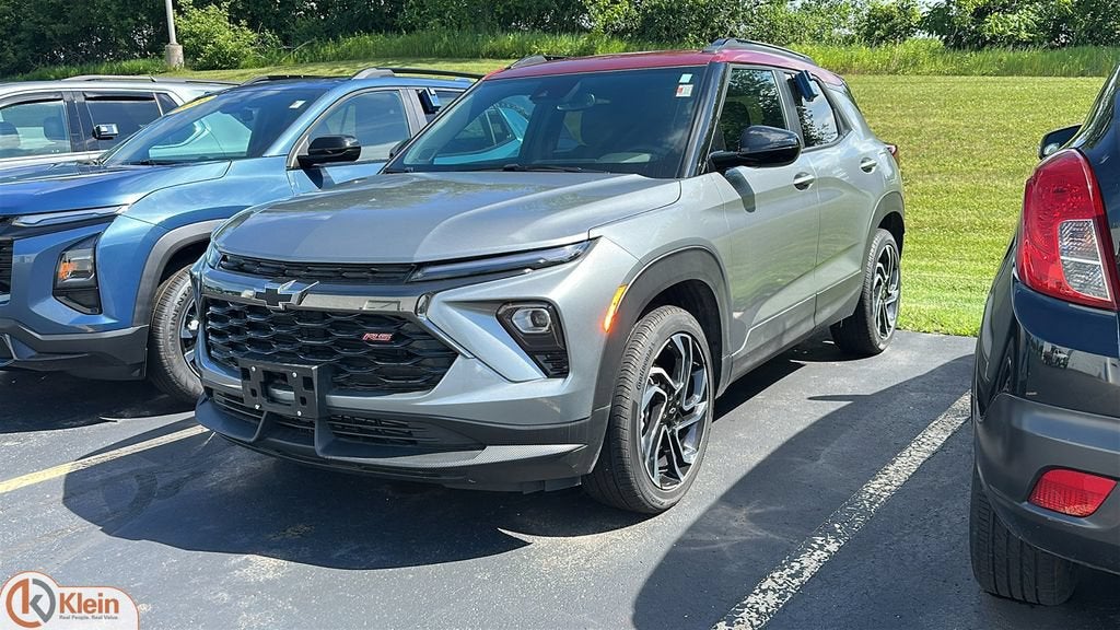 2025 Chevrolet Trailblazer RS in Sterling Gray Metallic — front three-quarter view