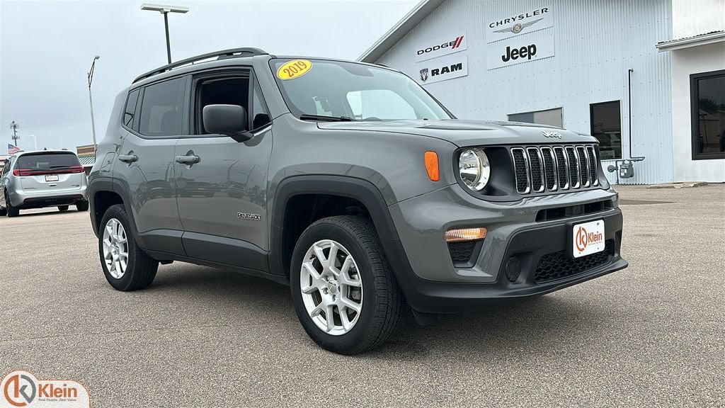 2019 Jeep Renegade Sport in Other — front three-quarter view
